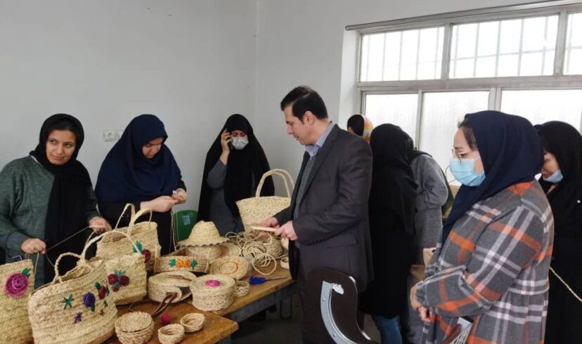 برگزاری رایگان دوره آموزش صنایع دستی در صومعه سرا